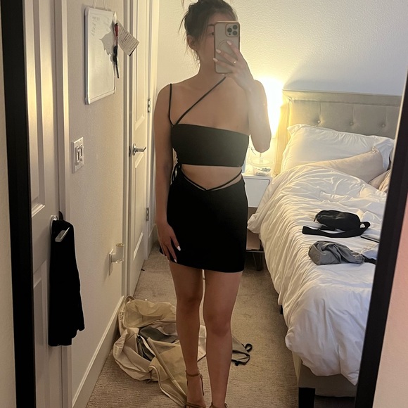 NWT Princess Polly Malsie Mini Skirt (US2) - Picture 5 of 6